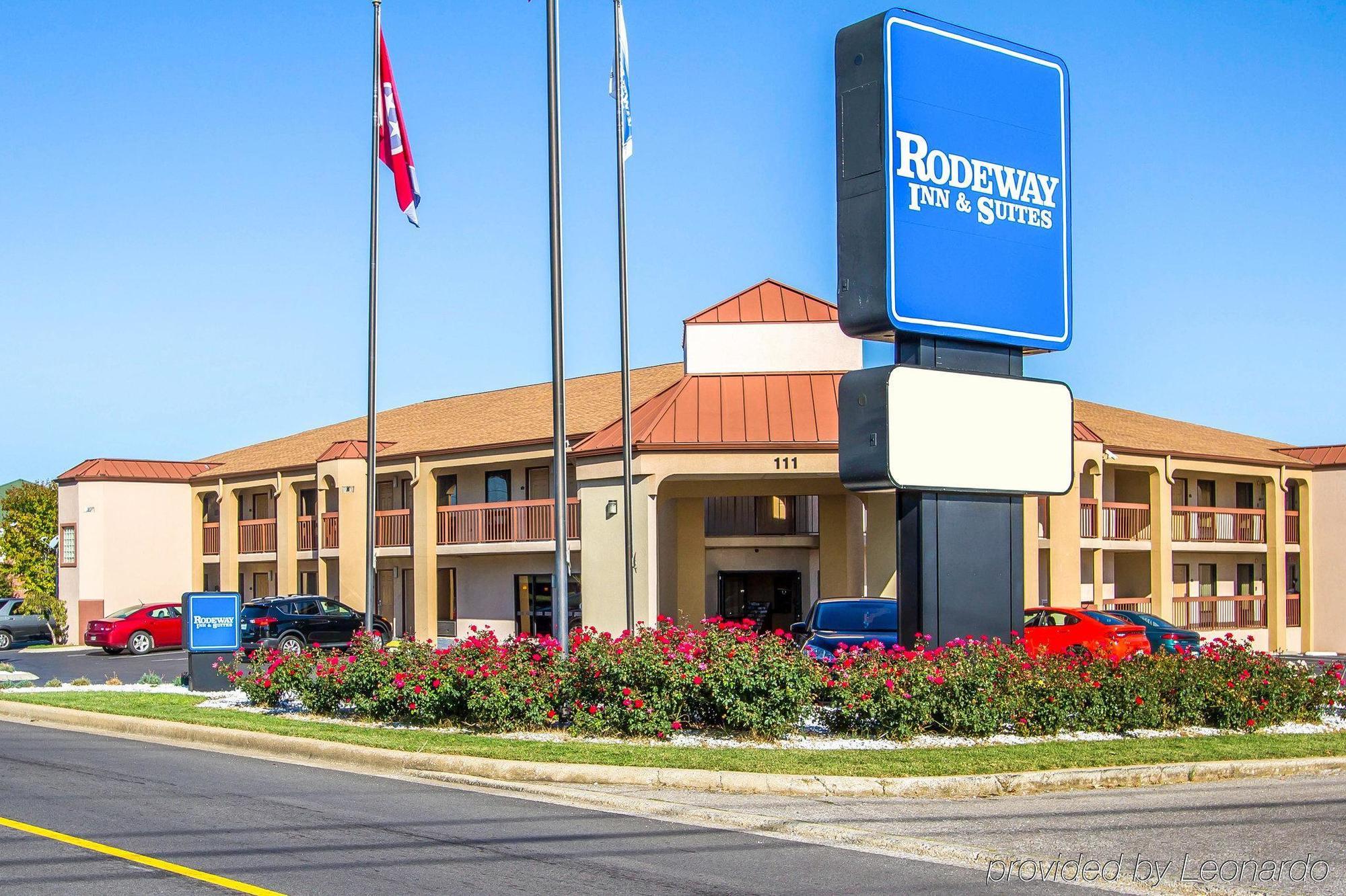 Rodeway Inn & Suites Clarksville Exteriér fotografie